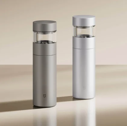 Xiaomi's New Mijia Titanium Thermos Brews Tea in the Lid for 199 Yuan ($30)